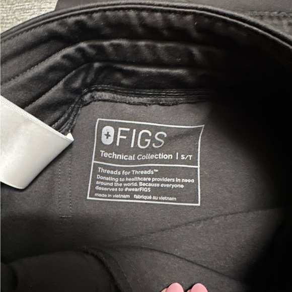 Figs scrubs - Picture 2 of 8